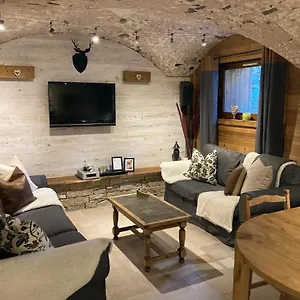 Two Bedroom La Voute, Chandon Near Meribel Les Allues